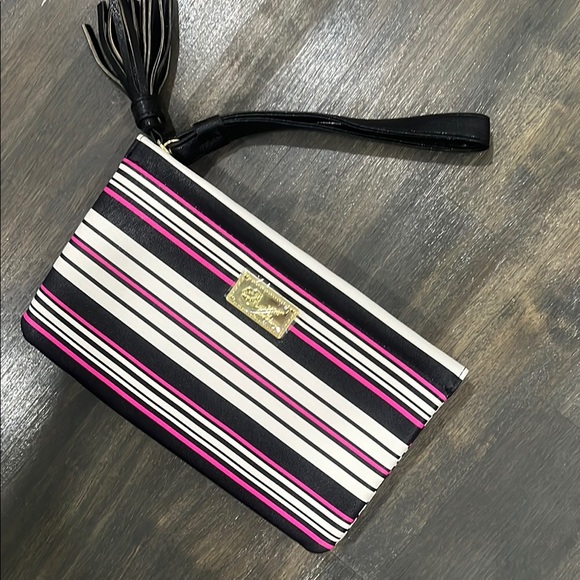 BETSY JOHNSON Wristlet - Picture 2 of 7